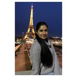 Meet your Posher, Lina